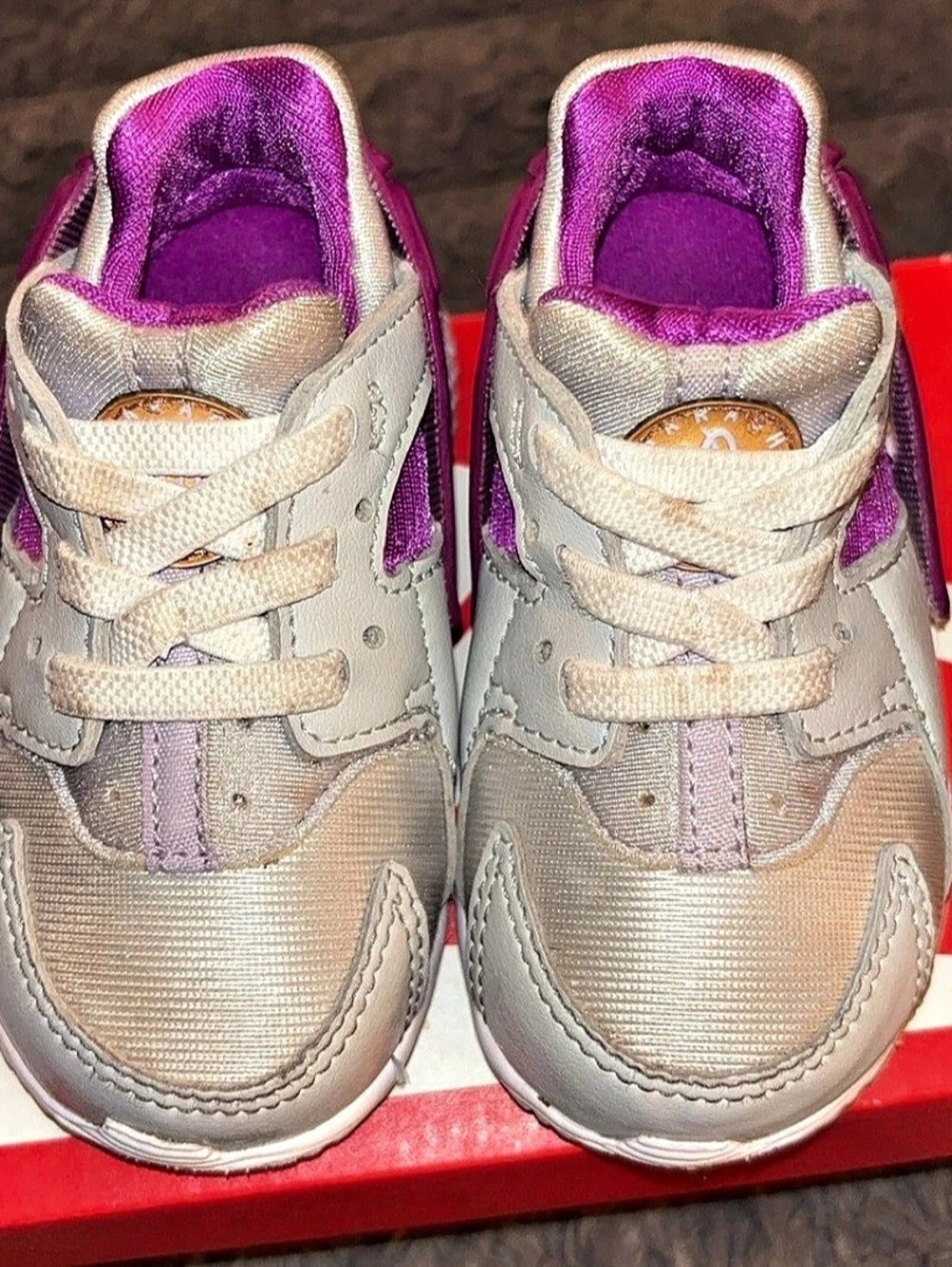 Nike Air Huarache Run TD Kids Sneakers in White & Purple